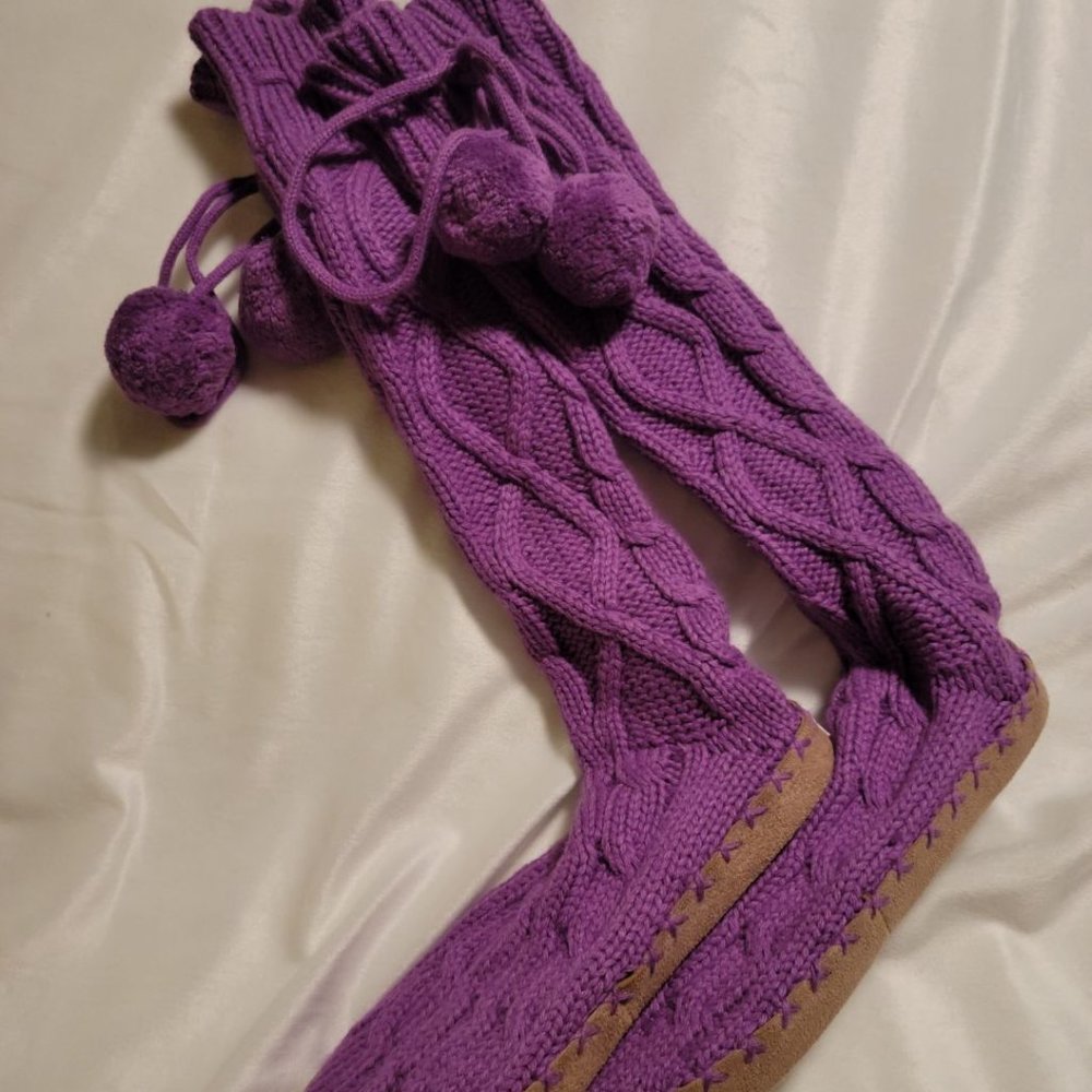NWOT Rare Victoria’s Secret PINK Muk Luk Sweater Boots/Slippers 7/8 Medium